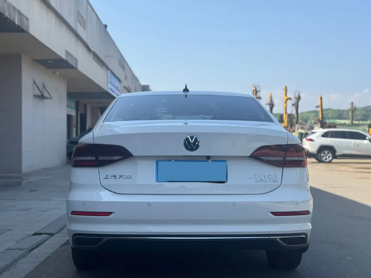 2021 Volkswagen Lavida 1.4T 150HP L4 7DCT,autocango,china used car exporter,china ev exporter,chinese used car exporter,chinese used ev exporter