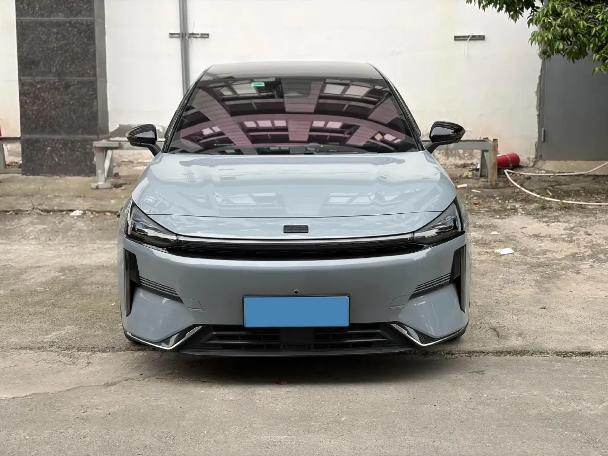 2023 Geely Galaxy L6 1.5T 163HP L4 3DHT PHEV,autocango,china used car exporter,china ev exporter,chinese used car exporter,chinese used ev exporter