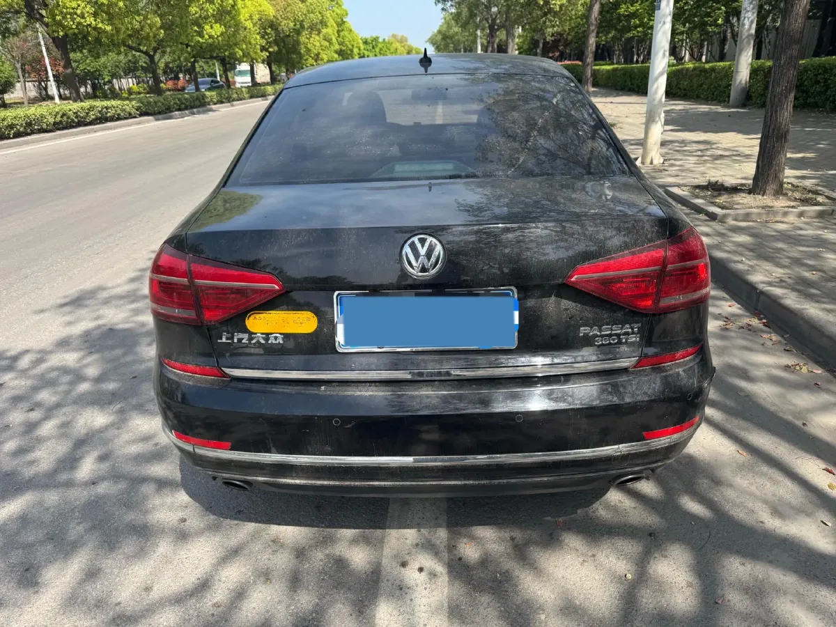 2017 Volkswagen Passat 1.8T 180HP L4 7DCT,autocango,china used car exporter,china ev exporter,chinese used car exporter,chinese used ev exporter