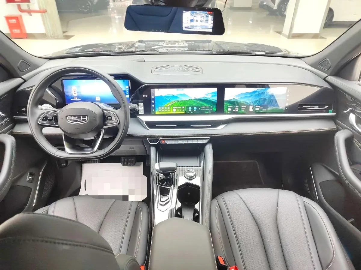 2024 Geely Monjaro 2.0T 218HP L4 7DCT,autocango,china used car exporter,china ev exporter,chinese used car exporter,chinese used ev exporter