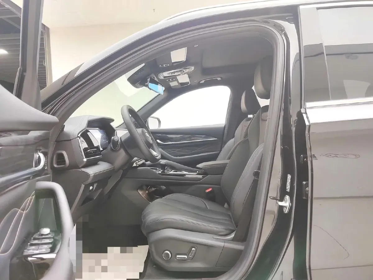 2024 Geely Monjaro 2.0T 218HP L4 7DCT,autocango,china used car exporter,china ev exporter,chinese used car exporter,chinese used ev exporter