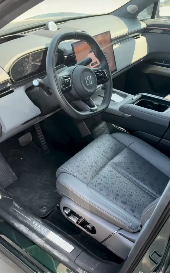 2025 Zeekr 7X BEV 100KWH,autocango,china used car exporter,china ev exporter,chinese used car exporter,chinese used ev exporter