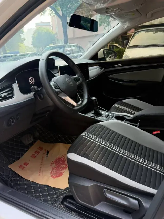 2023 Volkswagen Bora 1.5L 113HP L4 6AT,autocango,china used car exporter,china ev exporter,chinese used car exporter,chinese used ev exporter