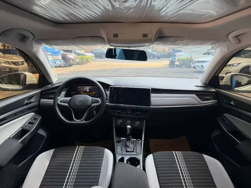 2023 Volkswagen Bora 1.5L 113HP L4 6AT,autocango,china used car exporter,china ev exporter,chinese used car exporter,chinese used ev exporter