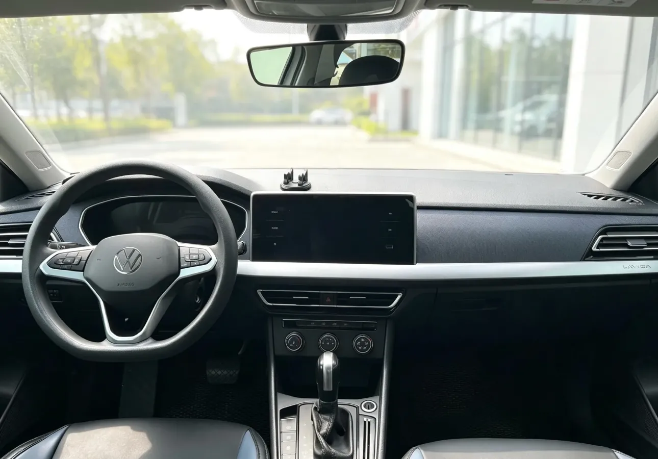 2024 Volkswagen Lavida 1.5L 110HP L4 6AT,autocango,china used car exporter,china ev exporter,chinese used car exporter,chinese used ev exporter