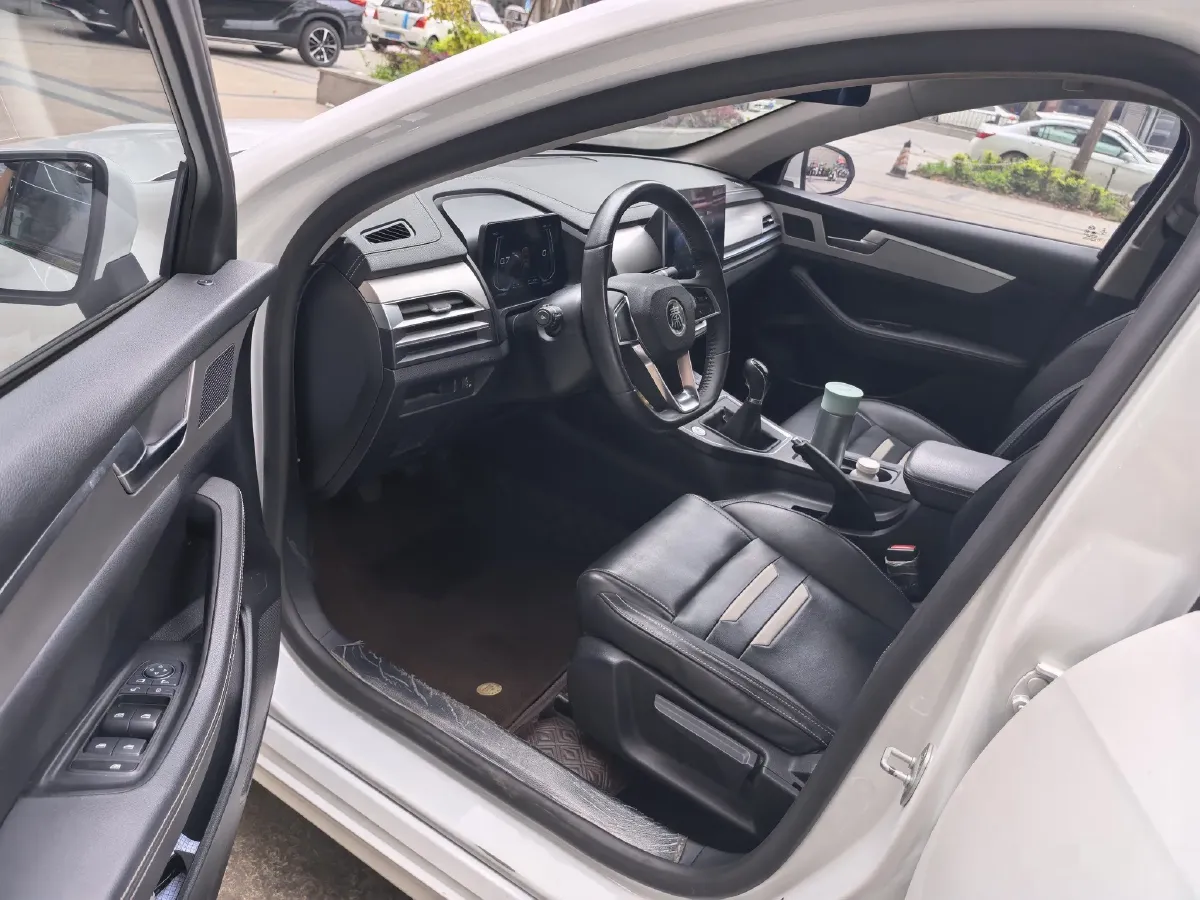 2020 BYD Qin Pro 1.5T 160HP L4 6MT,autocango,china used car exporter,china ev exporter,chinese used car exporter,chinese used ev exporter