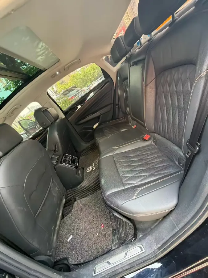 2019 Volvo V40 1.5T 152HP L4 6AT,autocango,china used car exporter,china ev exporter,chinese used car exporter,chinese used ev exporter