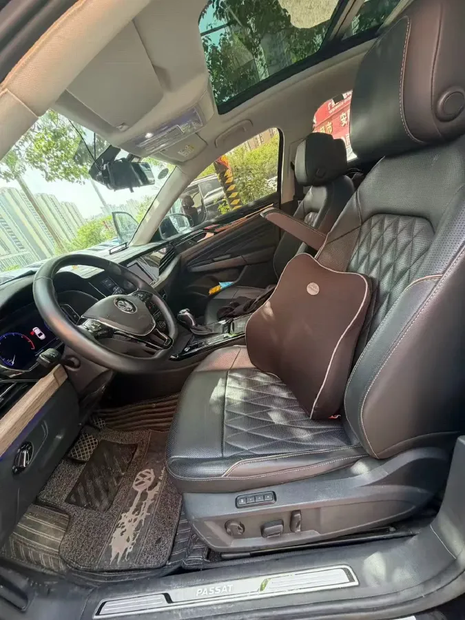 2019 Volvo V40 1.5T 152HP L4 6AT,autocango,china used car exporter,china ev exporter,chinese used car exporter,chinese used ev exporter