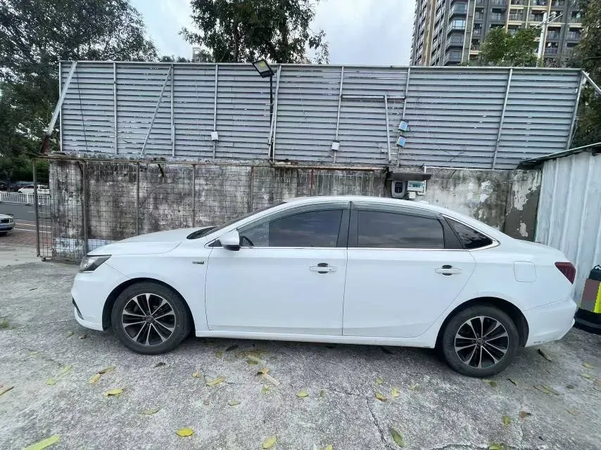 2019 Roewe i6 1.5T 169HP L4 AMT PHEV 9.1KWH,autocango,china used car exporter,china ev exporter,chinese used car exporter,chinese used ev exporter