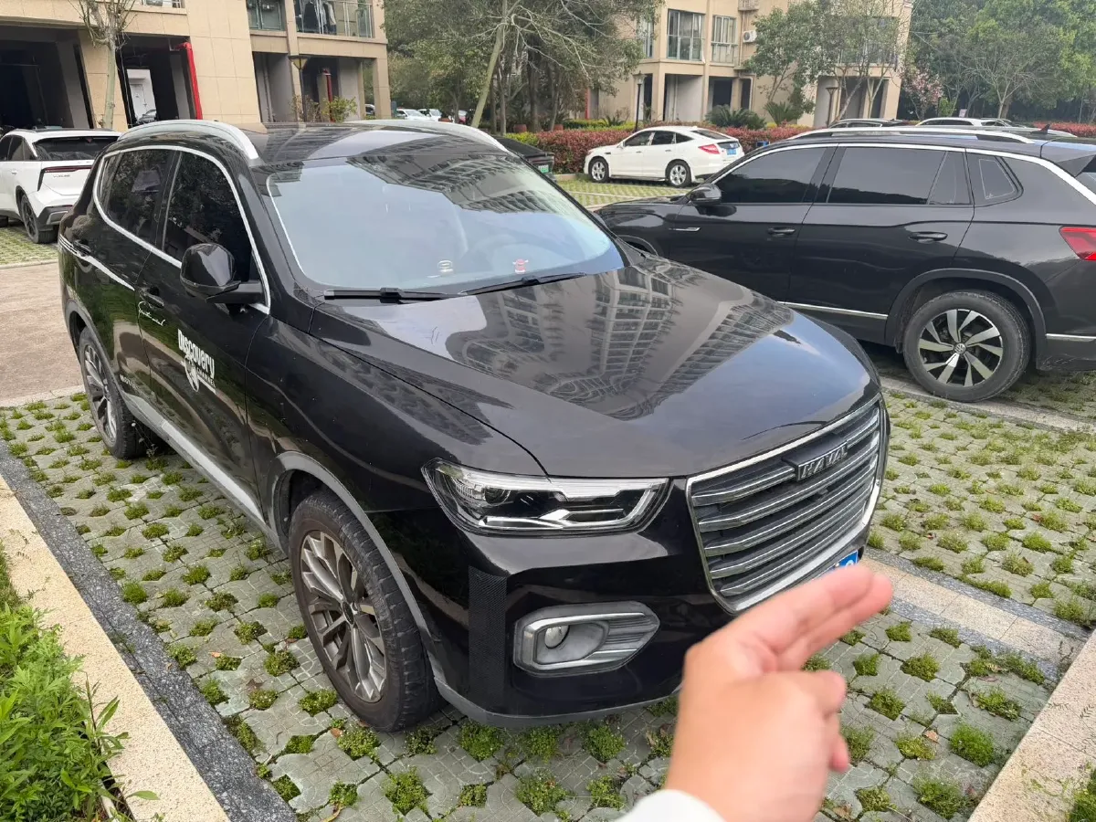 2020 Haval H6 1.5T 169HP L4 7DCT,autocango,china used car exporter,china ev exporter,chinese used car exporter,chinese used ev exporter
