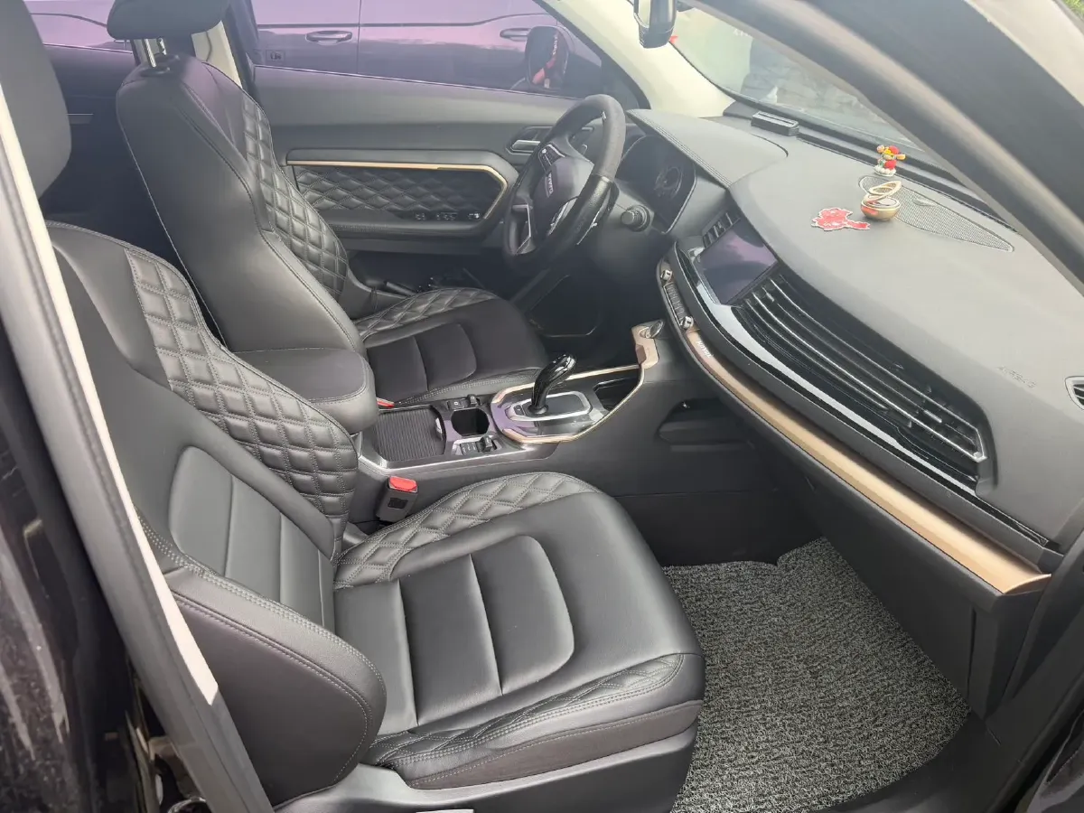 2020 Haval H6 1.5T 169HP L4 7DCT,autocango,china used car exporter,china ev exporter,chinese used car exporter,chinese used ev exporter