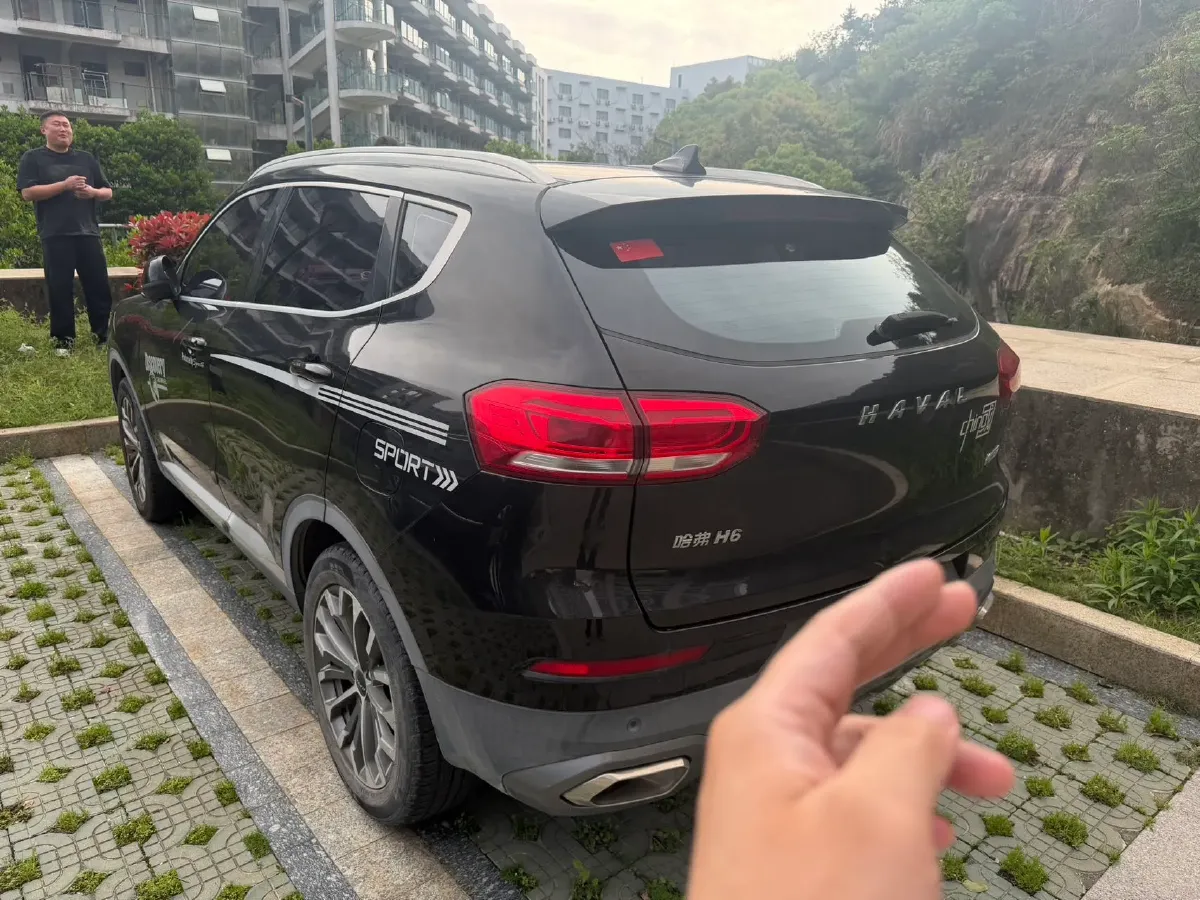 2020 Haval H6 1.5T 169HP L4 7DCT,autocango,china used car exporter,china ev exporter,chinese used car exporter,chinese used ev exporter
