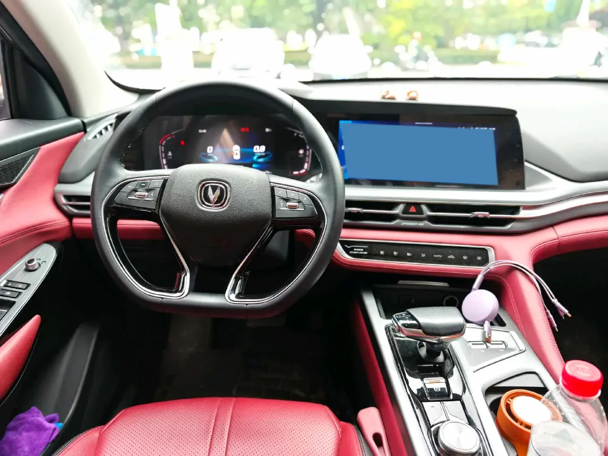 2022 ChangAn CS75 Plus 1.5T 178HP L4 6AT,autocango,china used car exporter,china ev exporter,chinese used car exporter,chinese used ev exporter