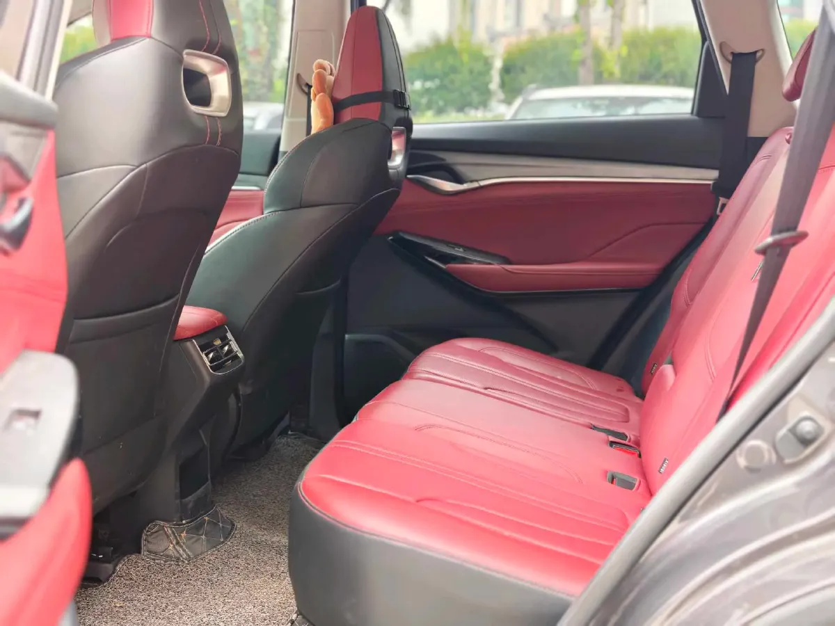 2022 ChangAn CS75 Plus 1.5T 178HP L4 6AT,autocango,china used car exporter,china ev exporter,chinese used car exporter,chinese used ev exporter