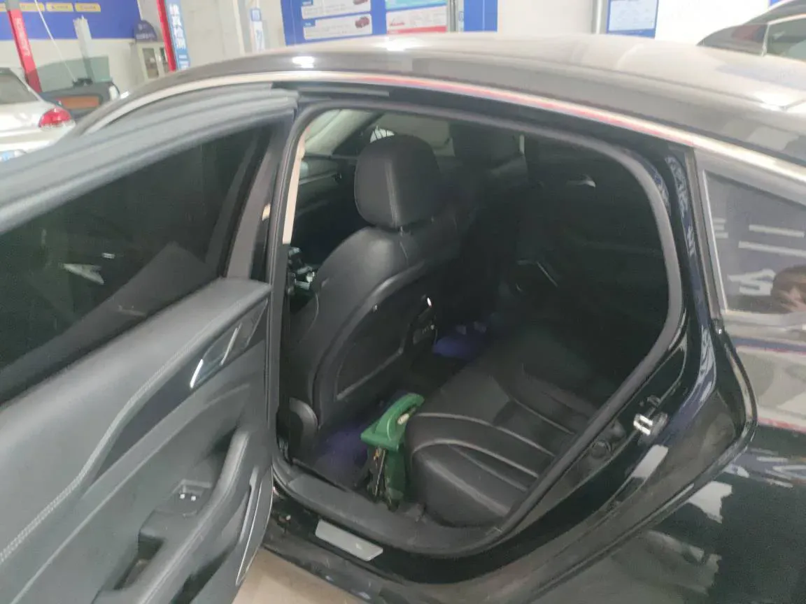 2022 HongQi H5 1.8T 197HP L4 6AT,autocango,china used car exporter,china ev exporter,chinese used car exporter,chinese used ev exporter