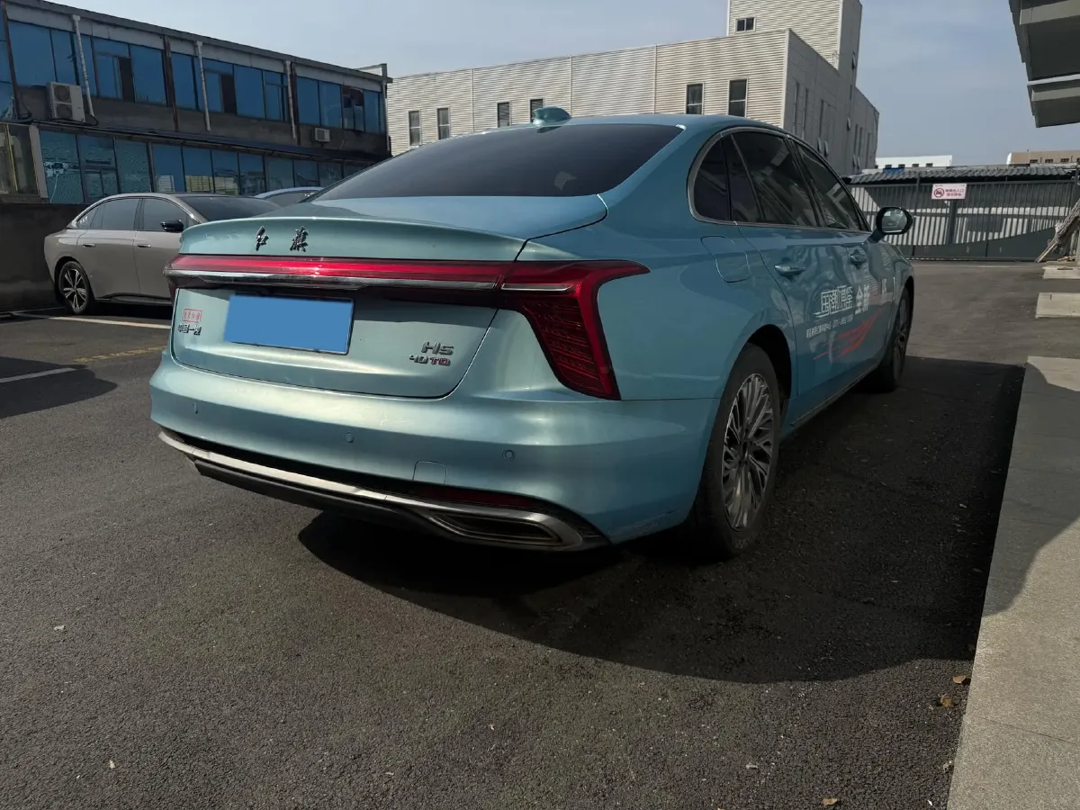 2023 HongQi H5 2.0T 224HP L4 8AT,autocango,china used car exporter,china ev exporter,chinese used car exporter,chinese used ev exporter