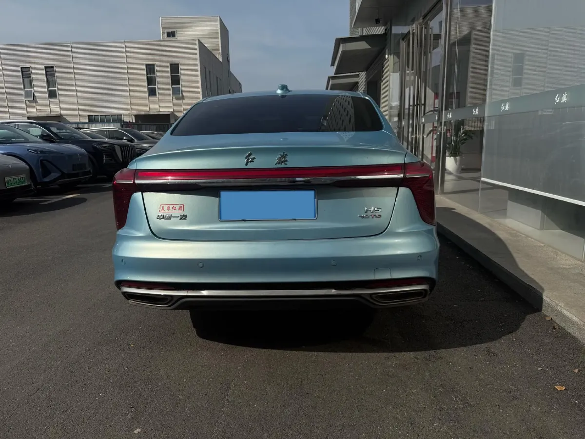 2023 HongQi H5 2.0T 224HP L4 8AT,autocango,china used car exporter,china ev exporter,chinese used car exporter,chinese used ev exporter