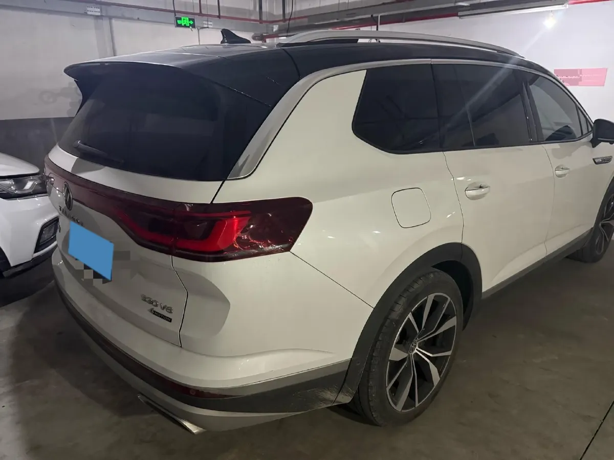 2021 Volkswagen Talagon 2.5T 299HP V6 7DCT,autocango,china used car exporter,china ev exporter,chinese used car exporter,chinese used ev exporter