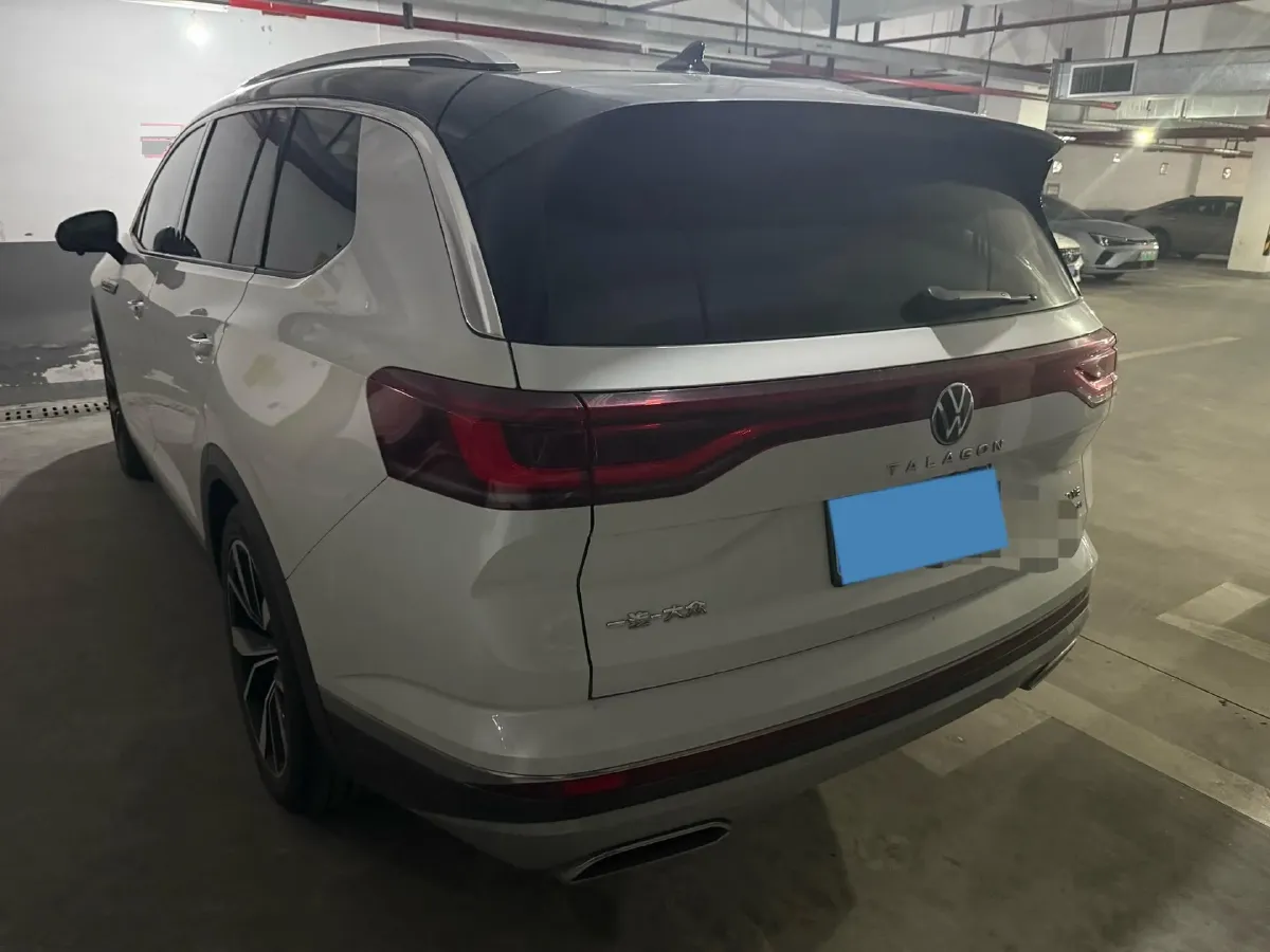 2021 Volkswagen Talagon 2.5T 299HP V6 7DCT,autocango,china used car exporter,china ev exporter,chinese used car exporter,chinese used ev exporter