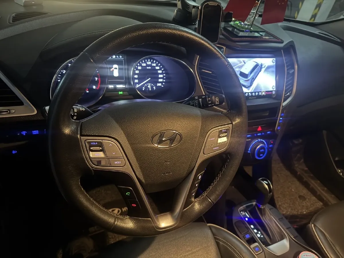 2017 Hyundai Santafe 2.0T 245HP L4 6AT,autocango,china used car exporter,china ev exporter,chinese used car exporter,chinese used ev exporter