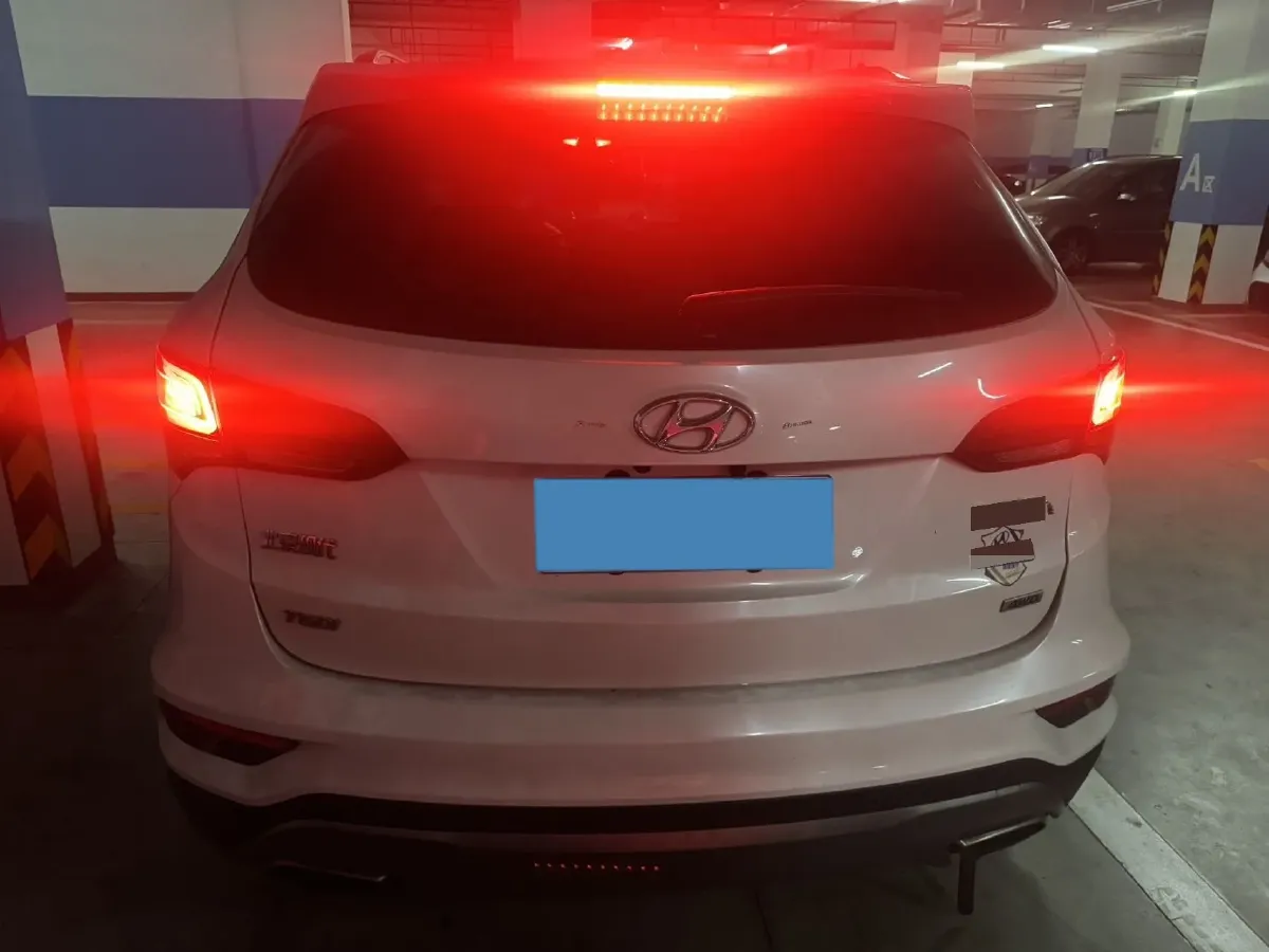 2017 Hyundai Santafe 2.0T 245HP L4 6AT,autocango,china used car exporter,china ev exporter,chinese used car exporter,chinese used ev exporter