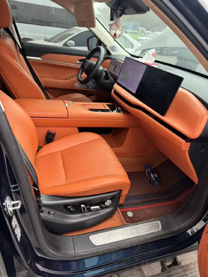 2025 WEY BlueMountain 1.5T 170HP L4 4DHT PHEV 44.5KWH,autocango,china used car exporter,china ev exporter,chinese used car exporter,chinese used ev exporter