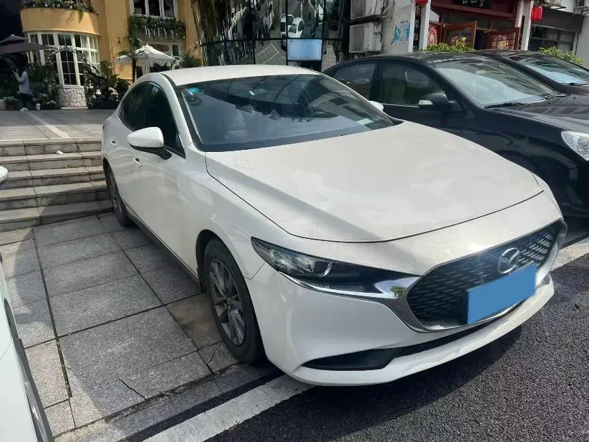 2020 Mazda 3 Axela 1.5L 117HP L4 6AT,autocango,china used car exporter,china ev exporter,chinese used car exporter,chinese used ev exporter