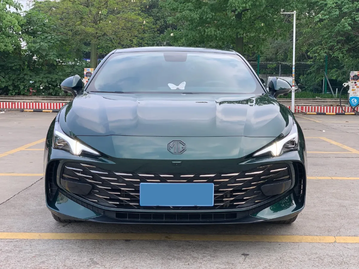 2023 MG 7 1.5T 188HP L4 7DCT,autocango,china used car exporter,china ev exporter,chinese used car exporter,chinese used ev exporter