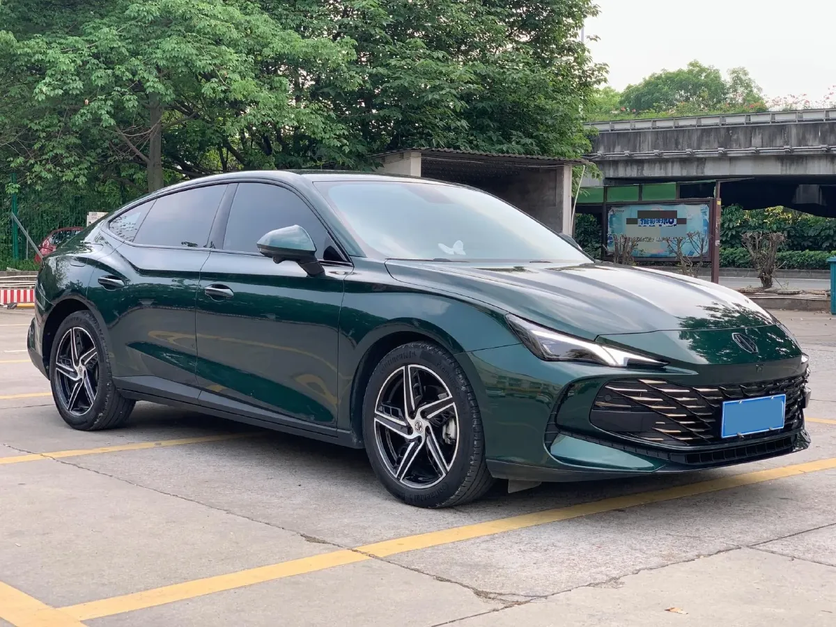 2023 MG 7 1.5T 188HP L4 7DCT,autocango,china used car exporter,china ev exporter,chinese used car exporter,chinese used ev exporter