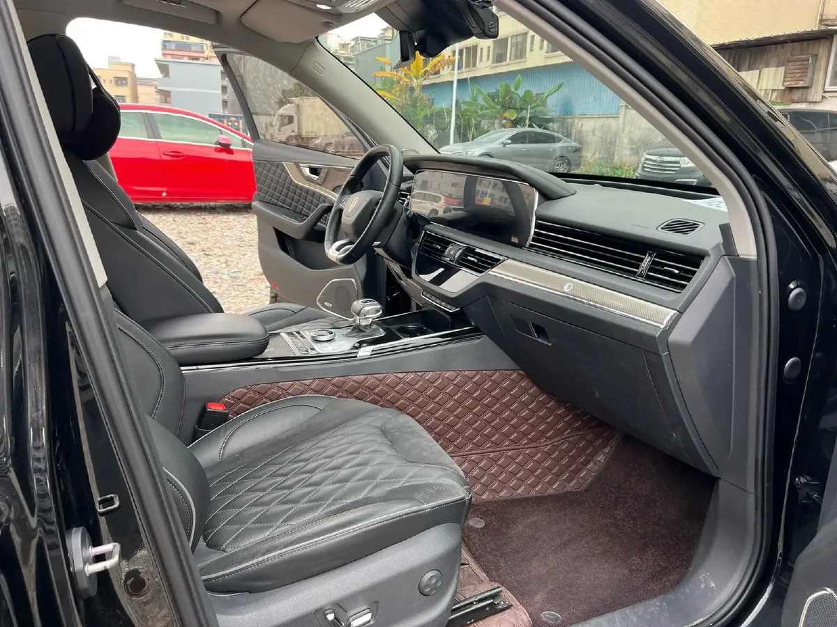 2022 HongQi HS5 2.0T 224HP L4 6AT,autocango,china used car exporter,china ev exporter,chinese used car exporter,chinese used ev exporter