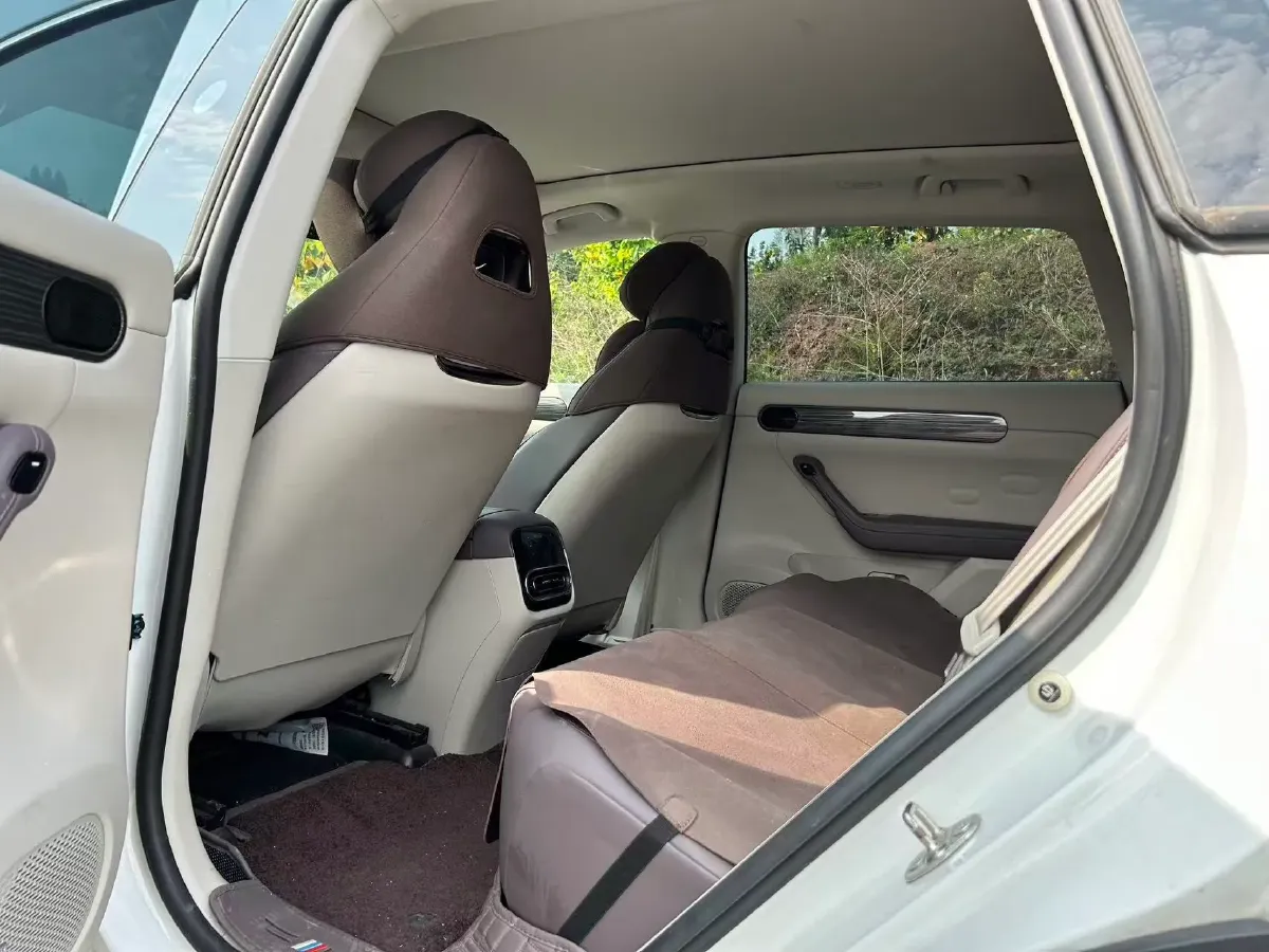 2023 Leapmotor C01 BEV 62.8KWH,autocango,china used car exporter,china ev exporter,chinese used car exporter,chinese used ev exporter