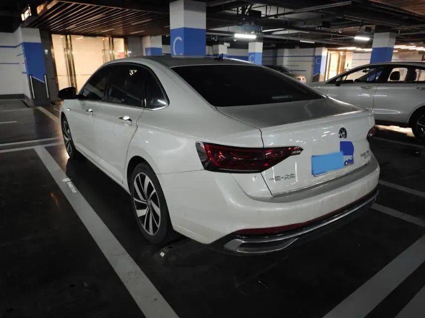 2023 Volkswagen Sagitar 1.5T 160HP L4 7DCT,autocango,china used car exporter,china ev exporter,chinese used car exporter,chinese used ev exporter