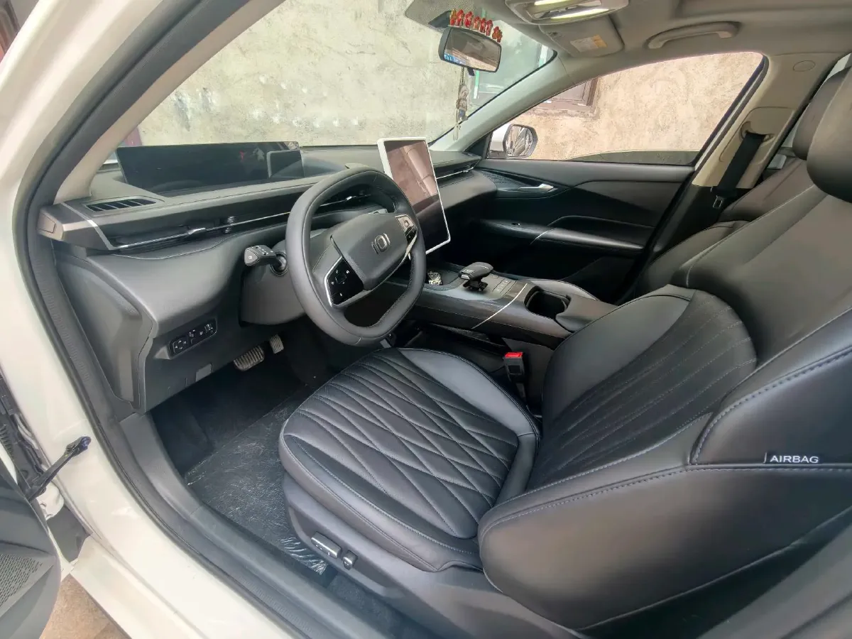 2024 ChangAn QiYuan A05 1.5L 110HP L4 E-CVT PHEV 18.99KWH,autocango,china used car exporter,china ev exporter,chinese used car exporter,chinese used ev exporter