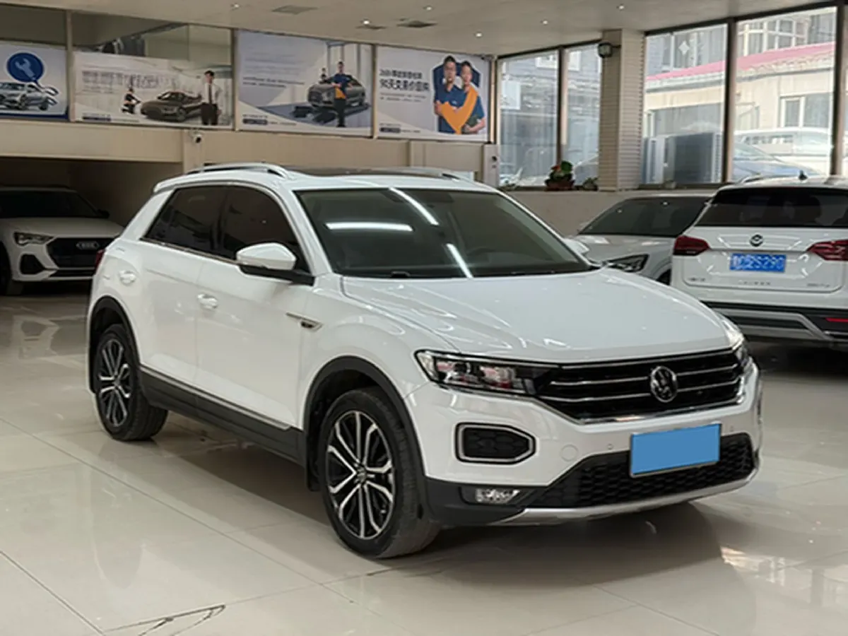 2022 Volkswagen T-Roc 1.4T 150HP L4 7DCT,autocango,china used car exporter,china ev exporter,chinese used car exporter,chinese used ev exporter