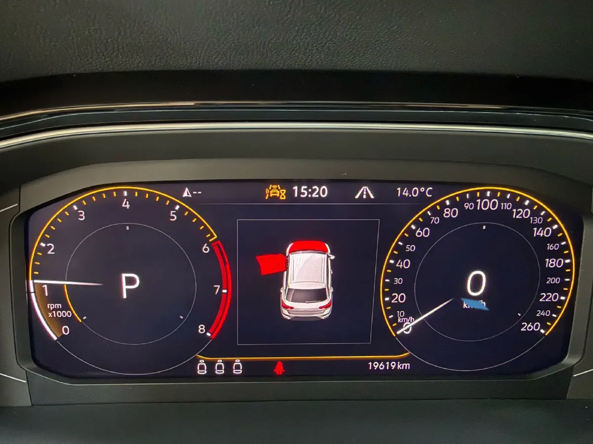 2022 Volkswagen T-Roc 1.4T 150HP L4 7DCT,autocango,china used car exporter,china ev exporter,chinese used car exporter,chinese used ev exporter