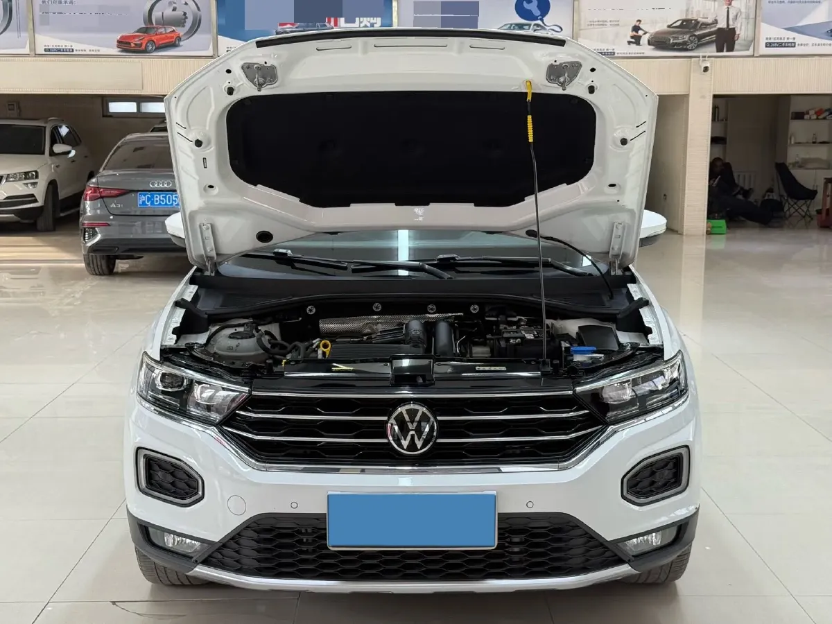 2022 Volkswagen T-Roc 1.4T 150HP L4 7DCT,autocango,china used car exporter,china ev exporter,chinese used car exporter,chinese used ev exporter