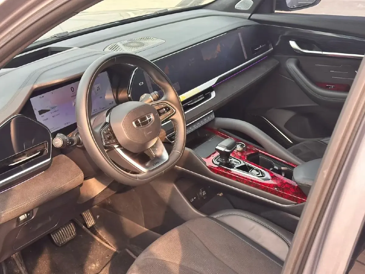 2024 Geely Monjaro 2.0T 238HP L4 8AT,autocango,china used car exporter,china ev exporter,chinese used car exporter,chinese used ev exporter