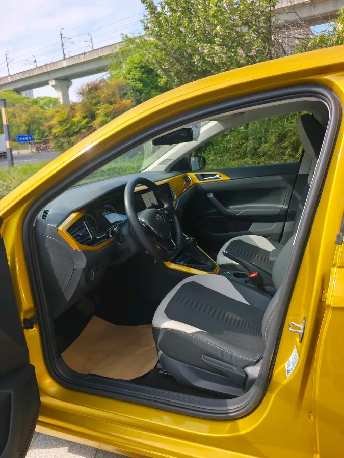 2019 Volkswagen Polo 1.5L 113HP L4 6AT,autocango,china used car exporter,china ev exporter,chinese used car exporter,chinese used ev exporter