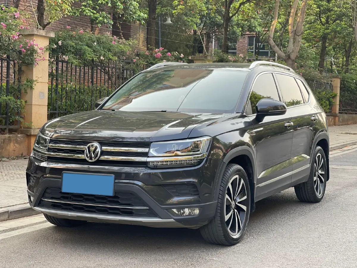 2020 Volkswagen Tharu 2.0T 186HP L4 7DCT,autocango,china used car exporter,china ev exporter,chinese used car exporter,chinese used ev exporter