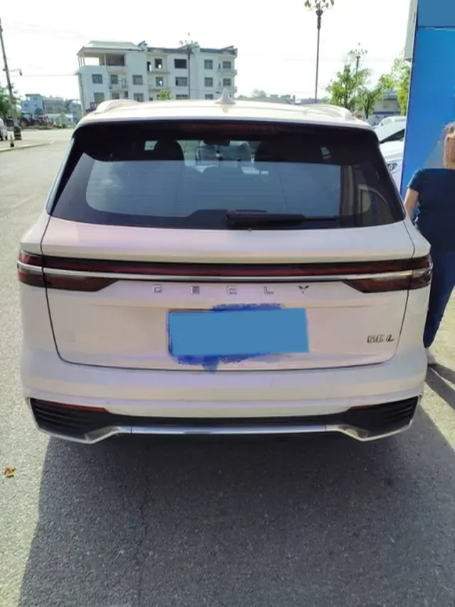 2021 Geely Monjaro 2.0T 218HP L4 7DCT,autocango,china used car exporter,china ev exporter,chinese used car exporter,chinese used ev exporter