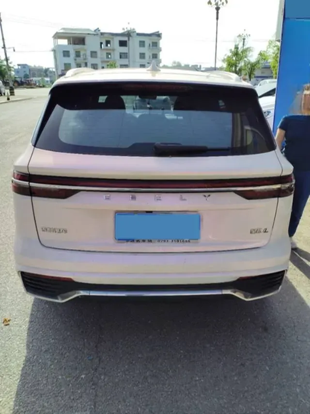 2021 Geely Monjaro 2.0T 218HP L4 7DCT,autocango,china used car exporter,china ev exporter,chinese used car exporter,chinese used ev exporter