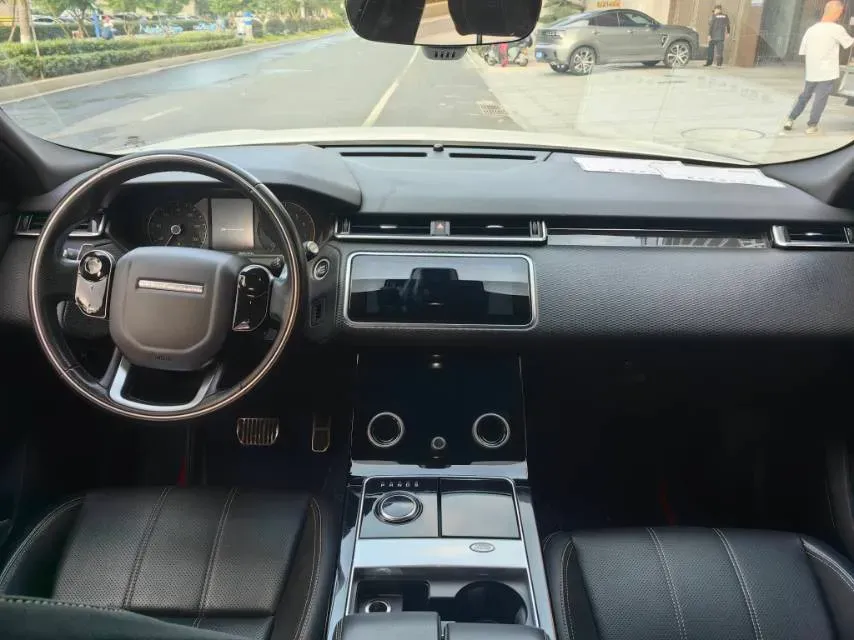 2019 Land Rover Range Rover Velar 2.0T 250HP L4 8AT,autocango,china used car exporter,china ev exporter,chinese used car exporter,chinese used ev exporter