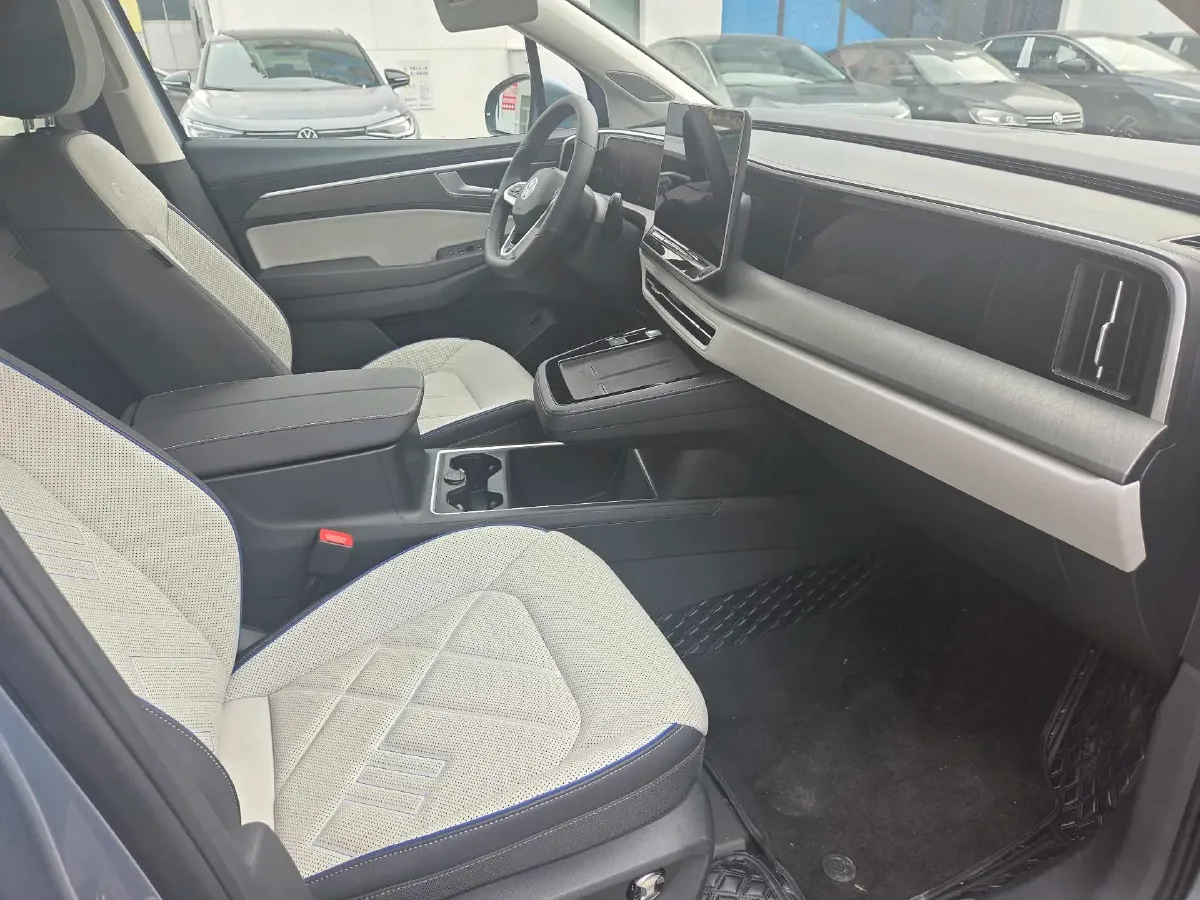 2026 Volkswagen Talagon 2.0T 272HP L4 7DCT,autocango,china used car exporter,china ev exporter,chinese used car exporter,chinese used ev exporter