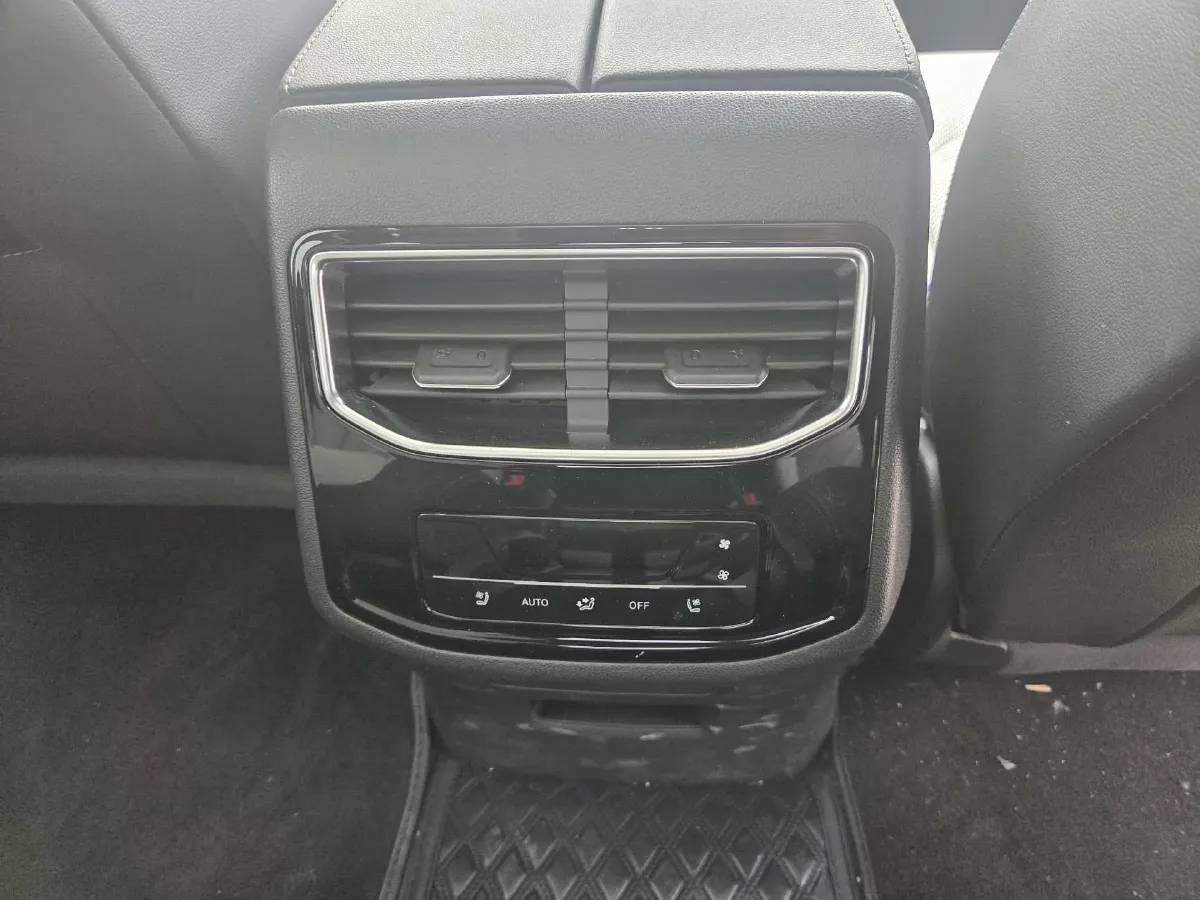 2026 Volkswagen Talagon 2.0T 272HP L4 7DCT,autocango,china used car exporter,china ev exporter,chinese used car exporter,chinese used ev exporter