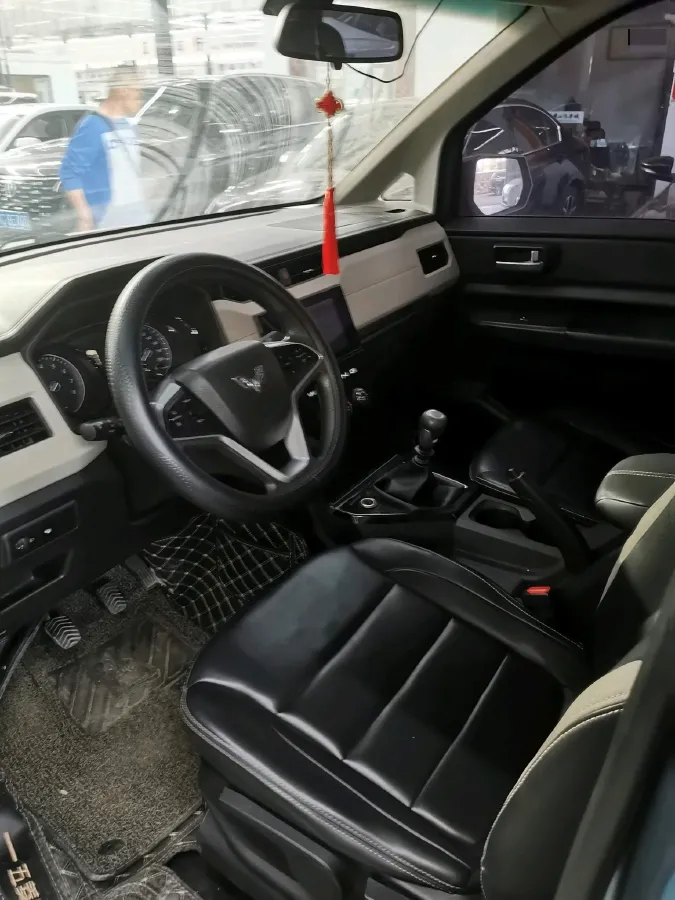 2019 WuLing HongGuang Plus 1.5T 147HP L4 6MT,autocango,china used car exporter,china ev exporter,chinese used car exporter,chinese used ev exporter