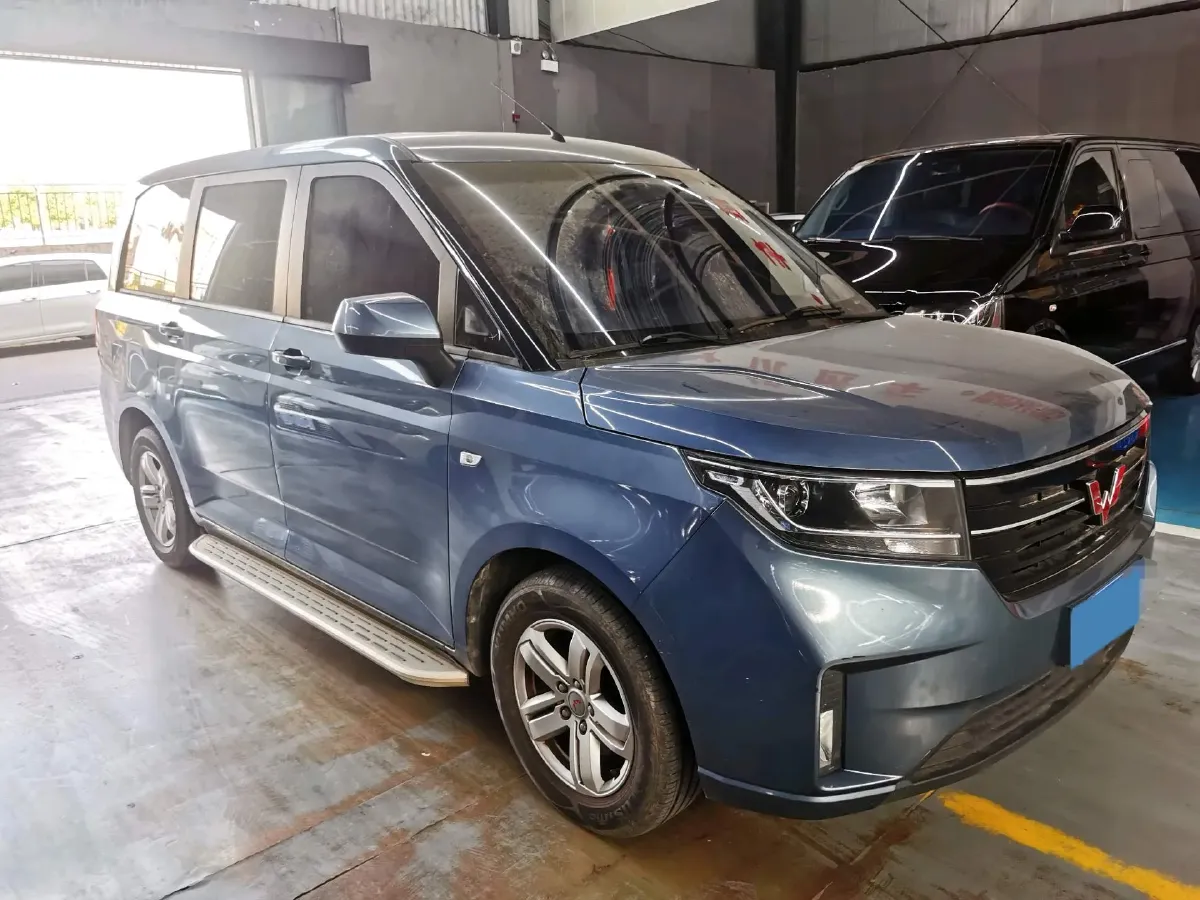 2019 WuLing HongGuang Plus 1.5T 147HP L4 6MT,autocango,china used car exporter,china ev exporter,chinese used car exporter,chinese used ev exporter