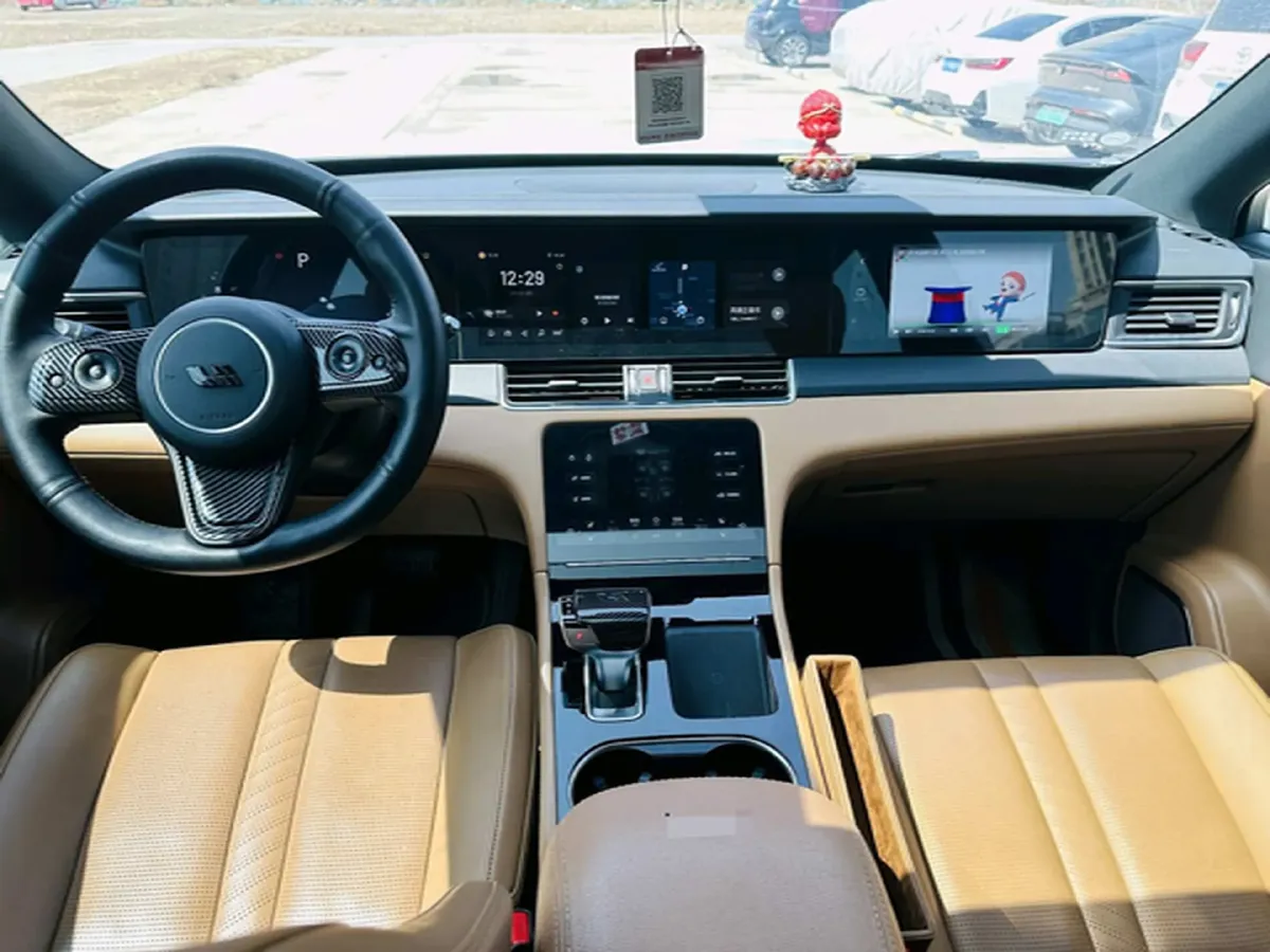 2020 Li ONE Range Extended 131HP REEV 40.5KWH,autocango,china used car exporter,china ev exporter,chinese used car exporter,chinese used ev exporter