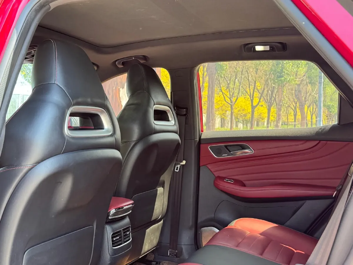 2018 MG HS 2.0T 231HP L4 6DCT,autocango,china used car exporter,china ev exporter,chinese used car exporter,chinese used ev exporter