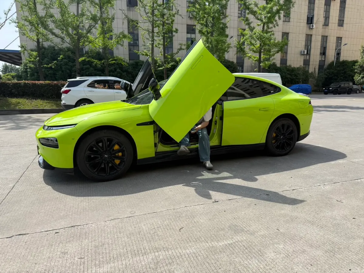 2021 Xpeng P7 BEV 83.1KWH,autocango,china used car exporter,china ev exporter,chinese used car exporter,chinese used ev exporter