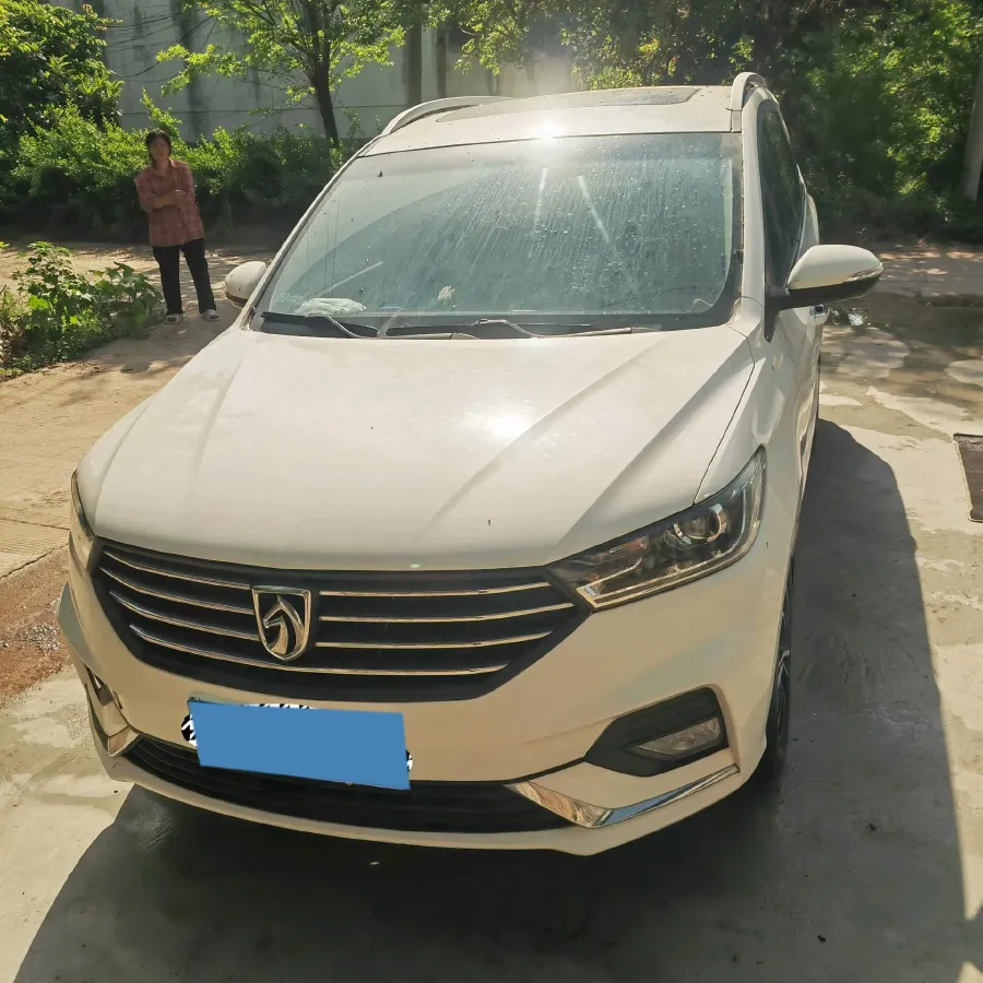 2018 BaoJun 360 1.5L 112HP L4 6MT,autocango,china used car exporter,china ev exporter,chinese used car exporter,chinese used ev exporter